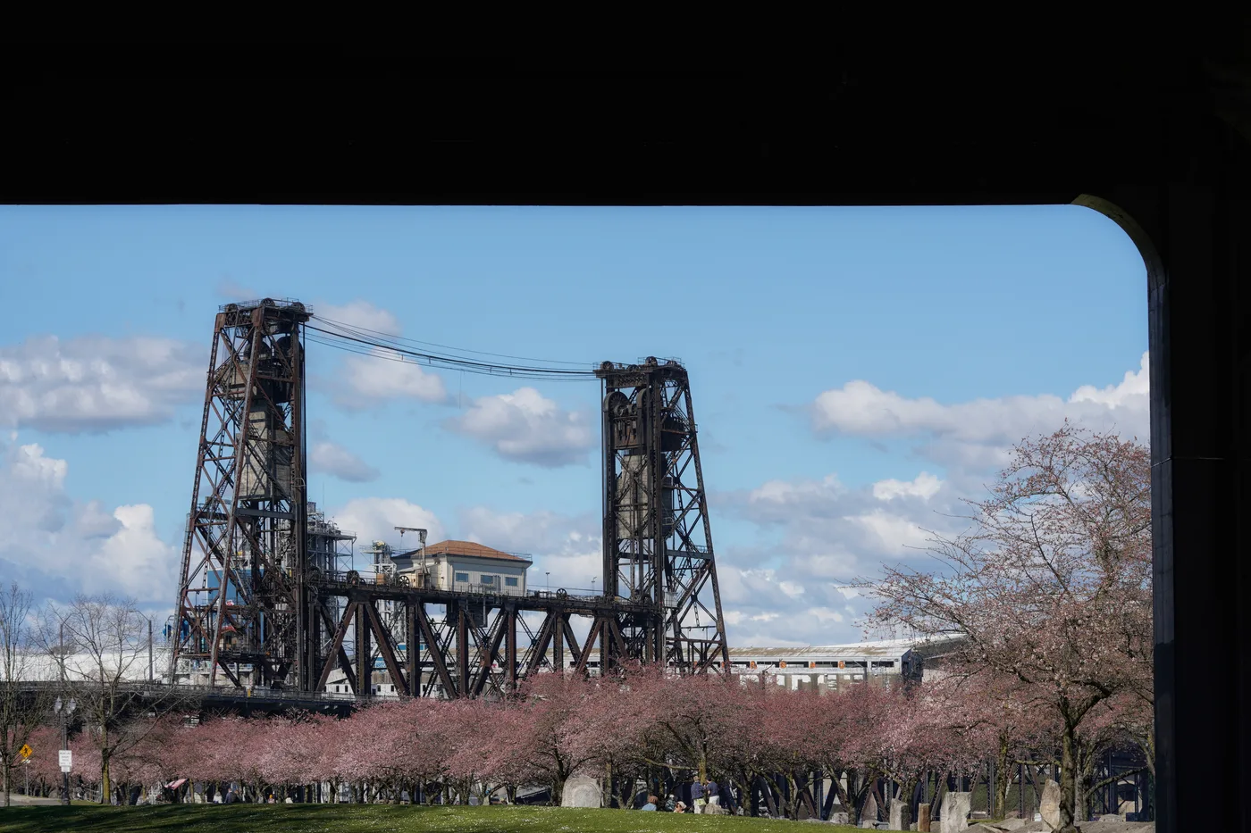 Benchmark 45°31′N: Riveted Girders & Independent Lift Span